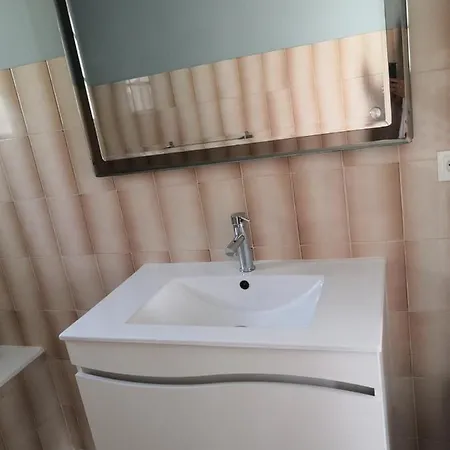 Le Neflier Vakantiehuis *