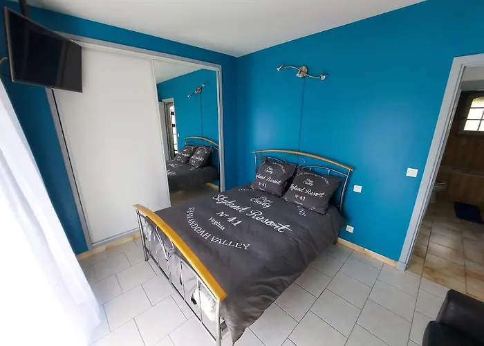 Holiday home Le Neflier *